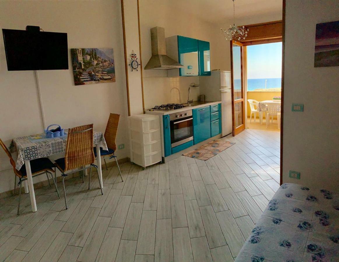 Bilocale Punta Rosa - Fronte Spiaggia Otranto Buitenkant foto