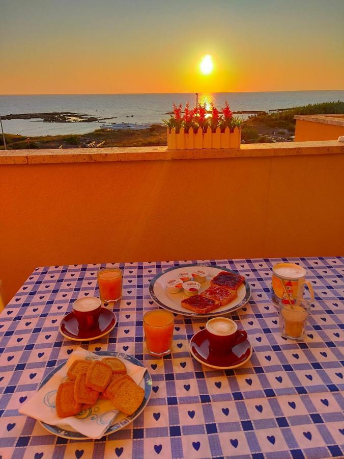 Bilocale Punta Rosa - Fronte Spiaggia Otranto Buitenkant foto